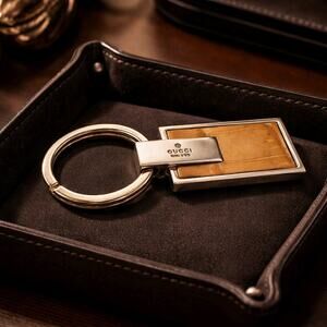Gucci Crocodile Embossed Leather Gold Tone Rectangular Keychain Italy